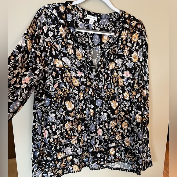 SOLD Tribal floral blouse / New without tags - Picture 1 of 4